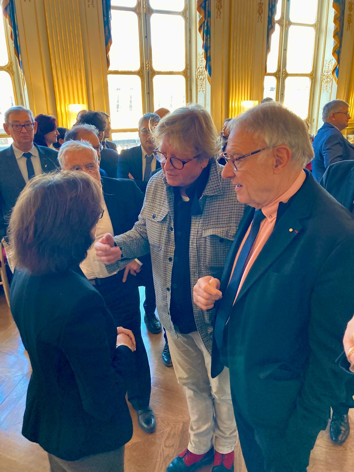 Publication des cahiers de doléances : l’heure de la décision politique